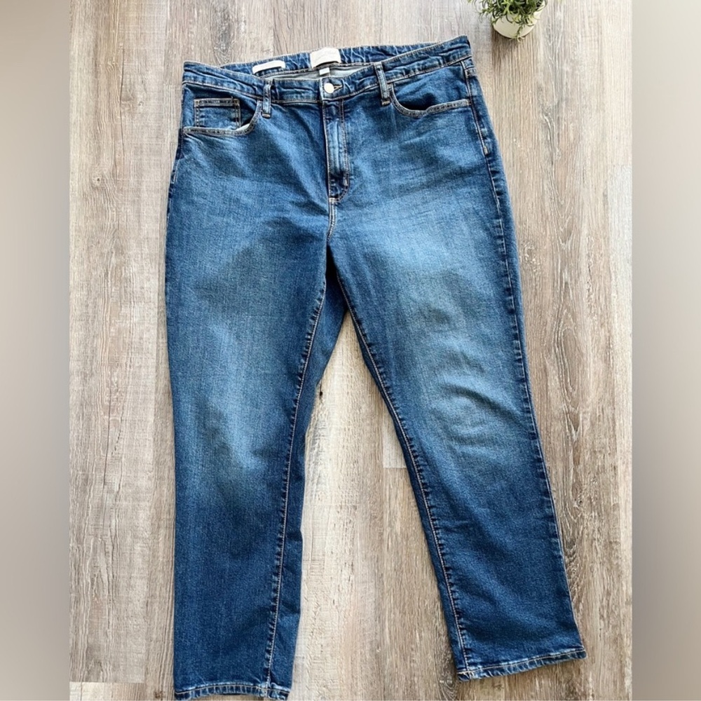 Universal Thread High Rise Straight Jeans